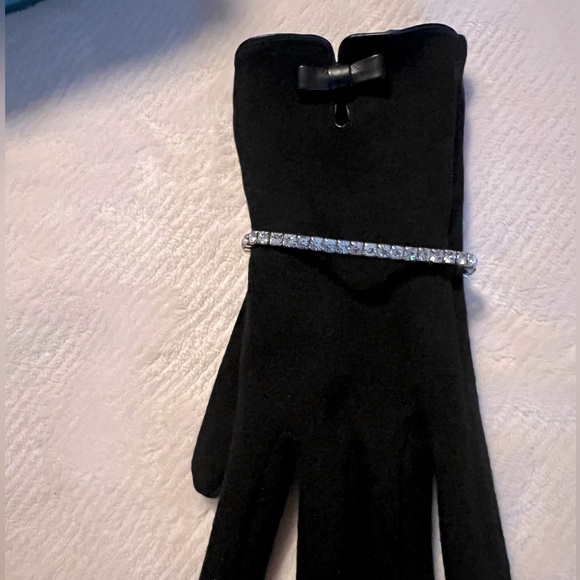 Cubic Zirconia Bling Stretch Crystal Bracelet - Picture 3 of 6